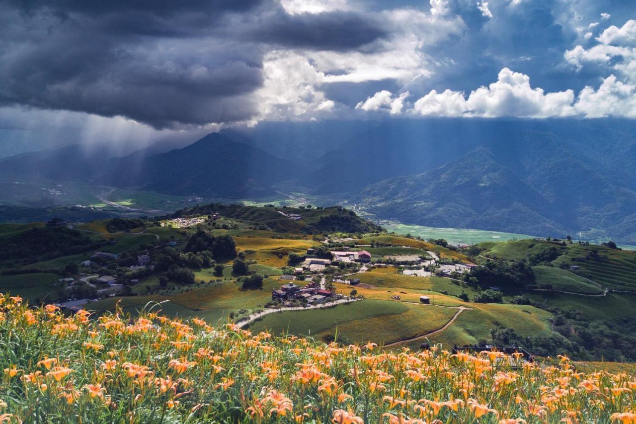 Flower House Hualien City Exterior photo